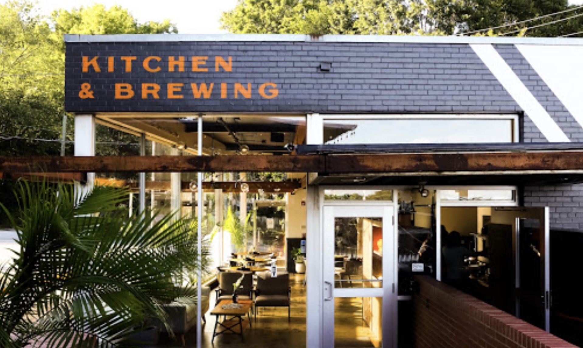 Raleigh restaurant cancels conservative moms' reservation after tip from leftist social media troll - Vimarsana News