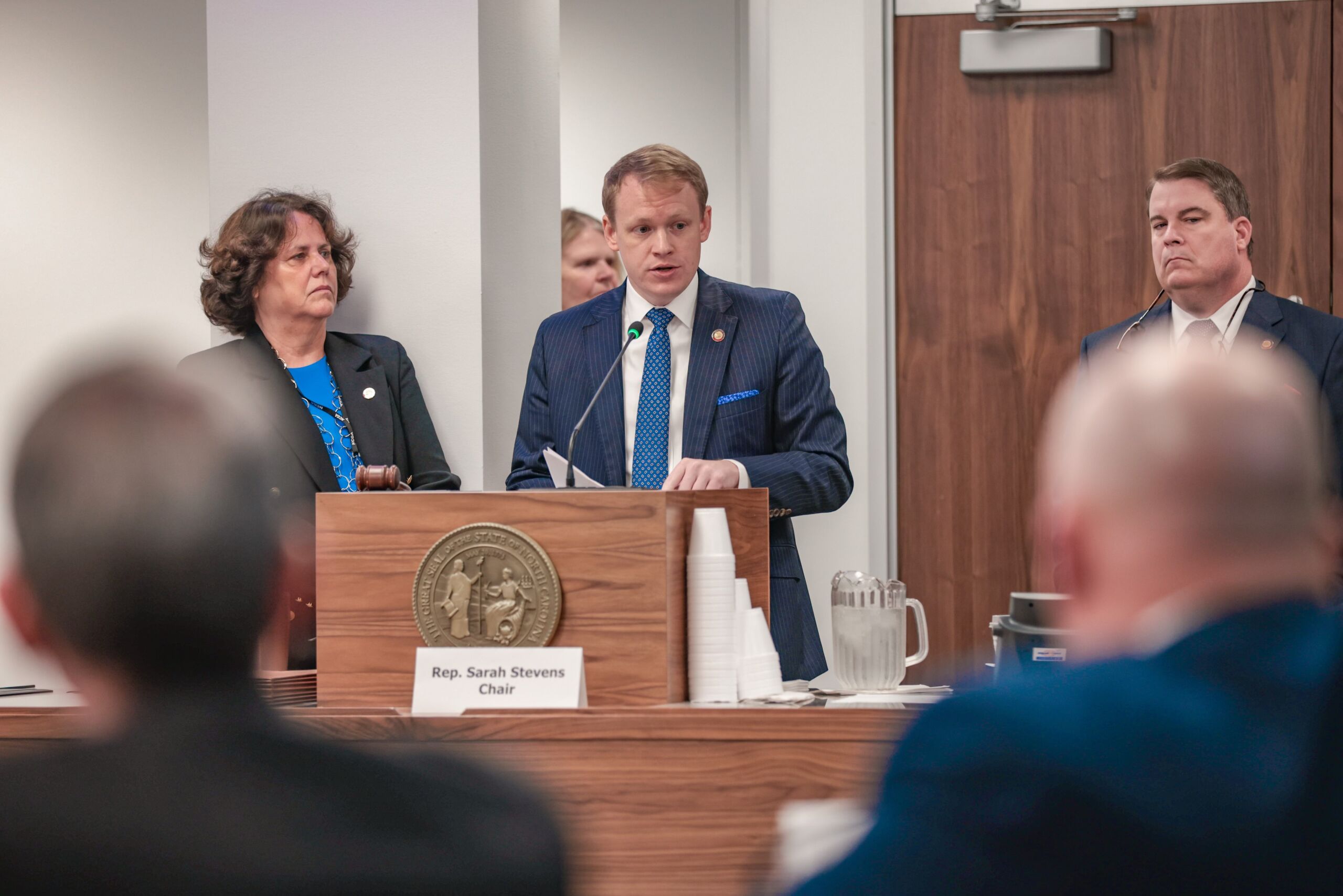 House passes bill saying sheriffs must now cooperate with ICE - Vimarsana News