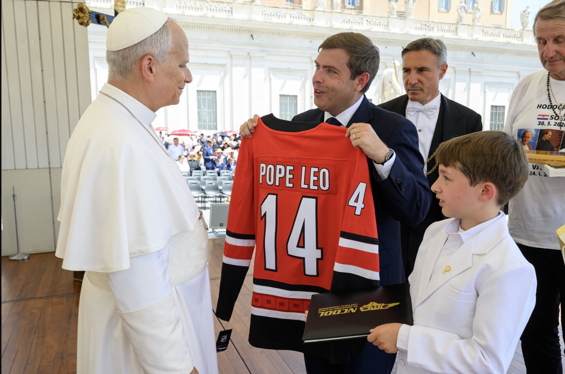 Farley gives Pope Leo Hurricanes jersey, Tar Heel honor
